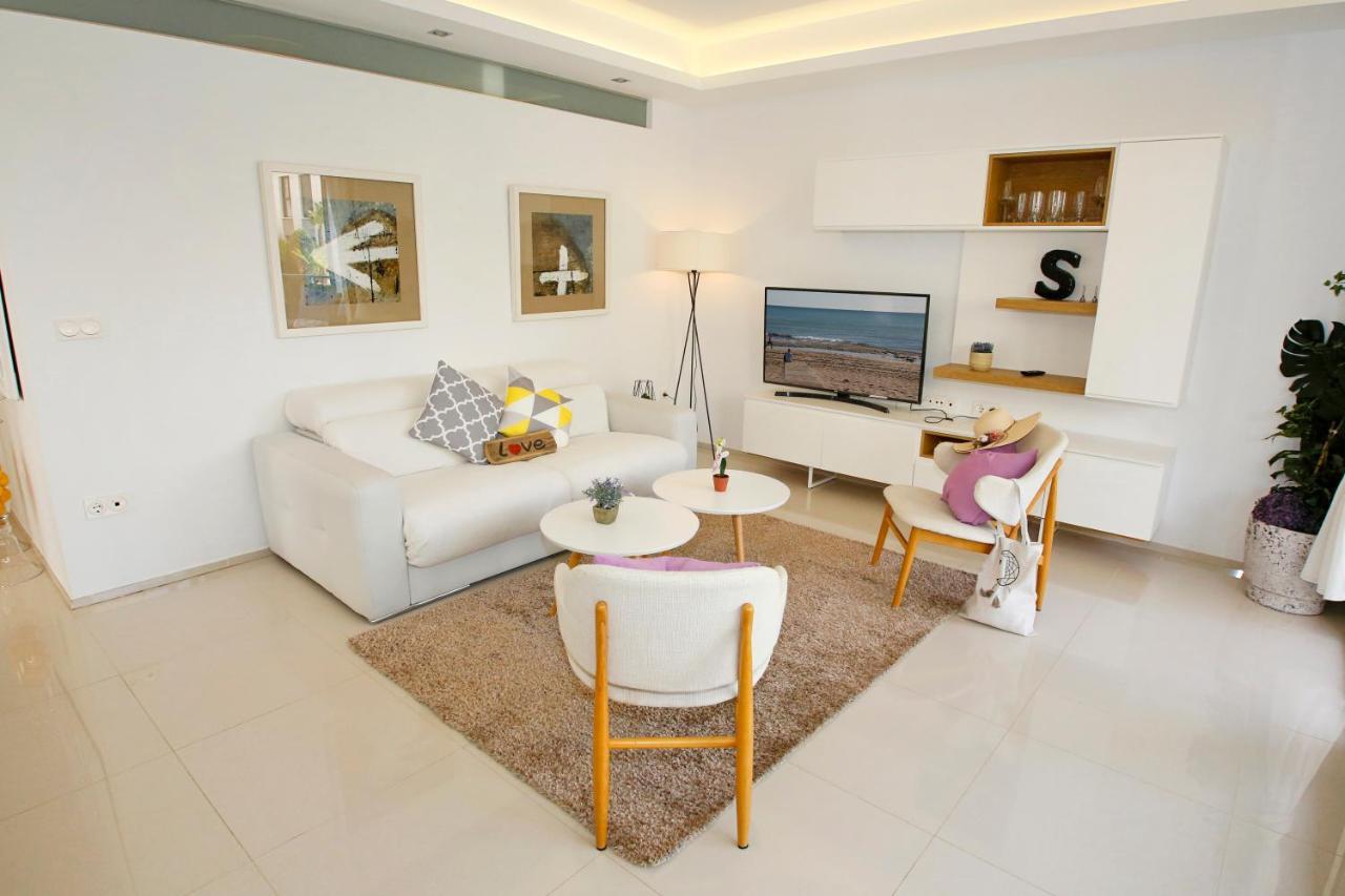 Fantastic Home With Ac, Pool And Bbq Rojales Exterior photo